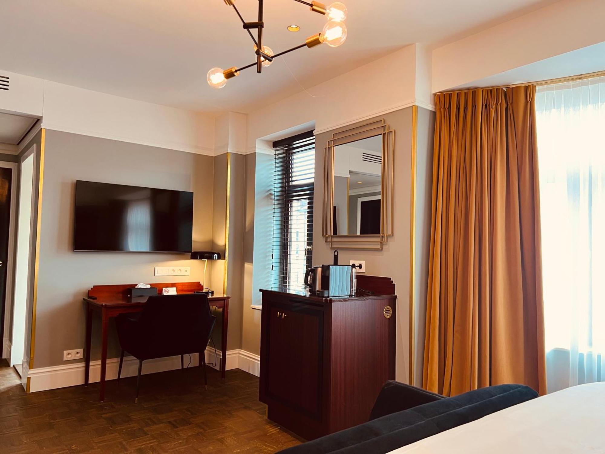 Premium Single Room,1553219980:JPEG