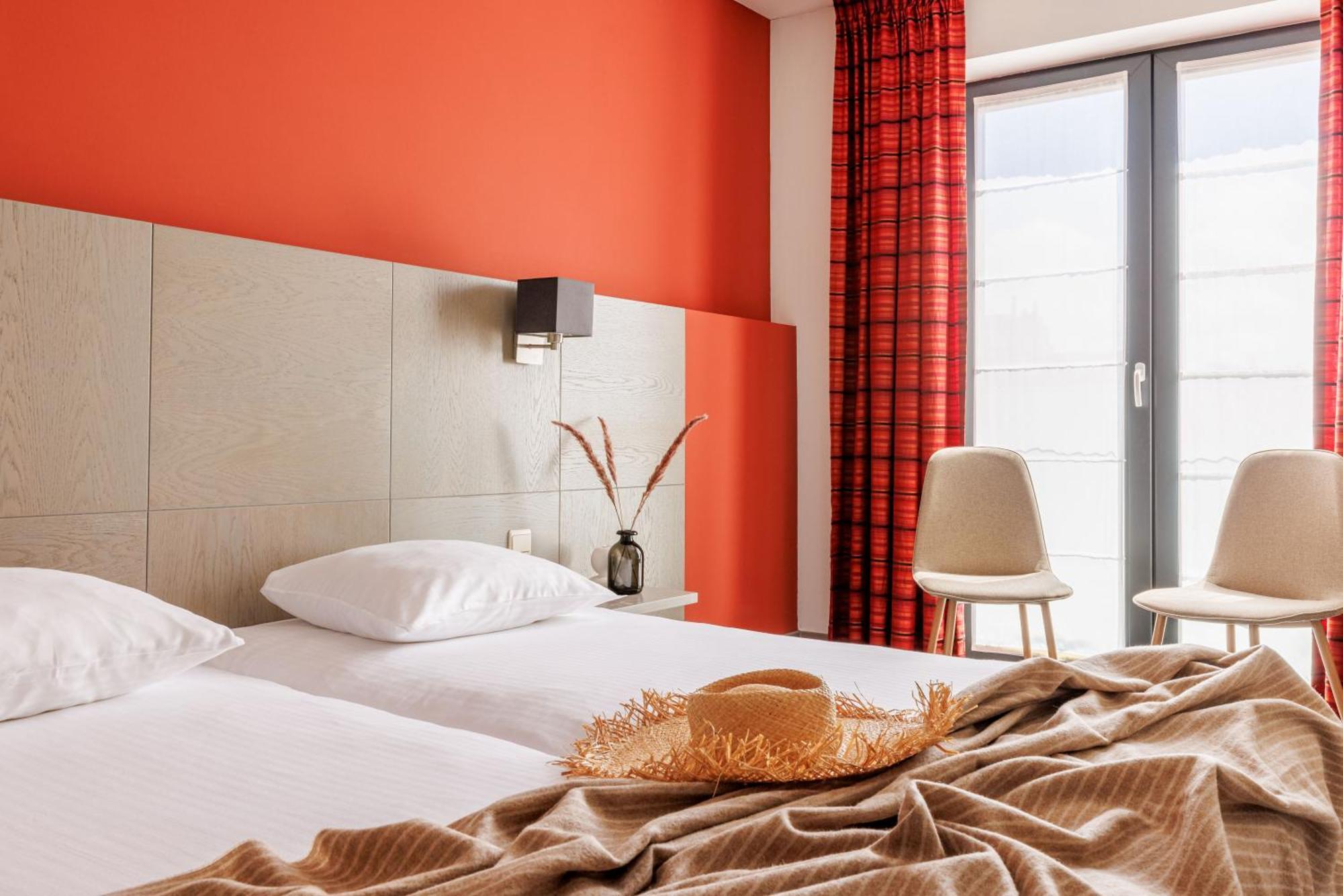 Standard Double Room,1611052719:JPEG